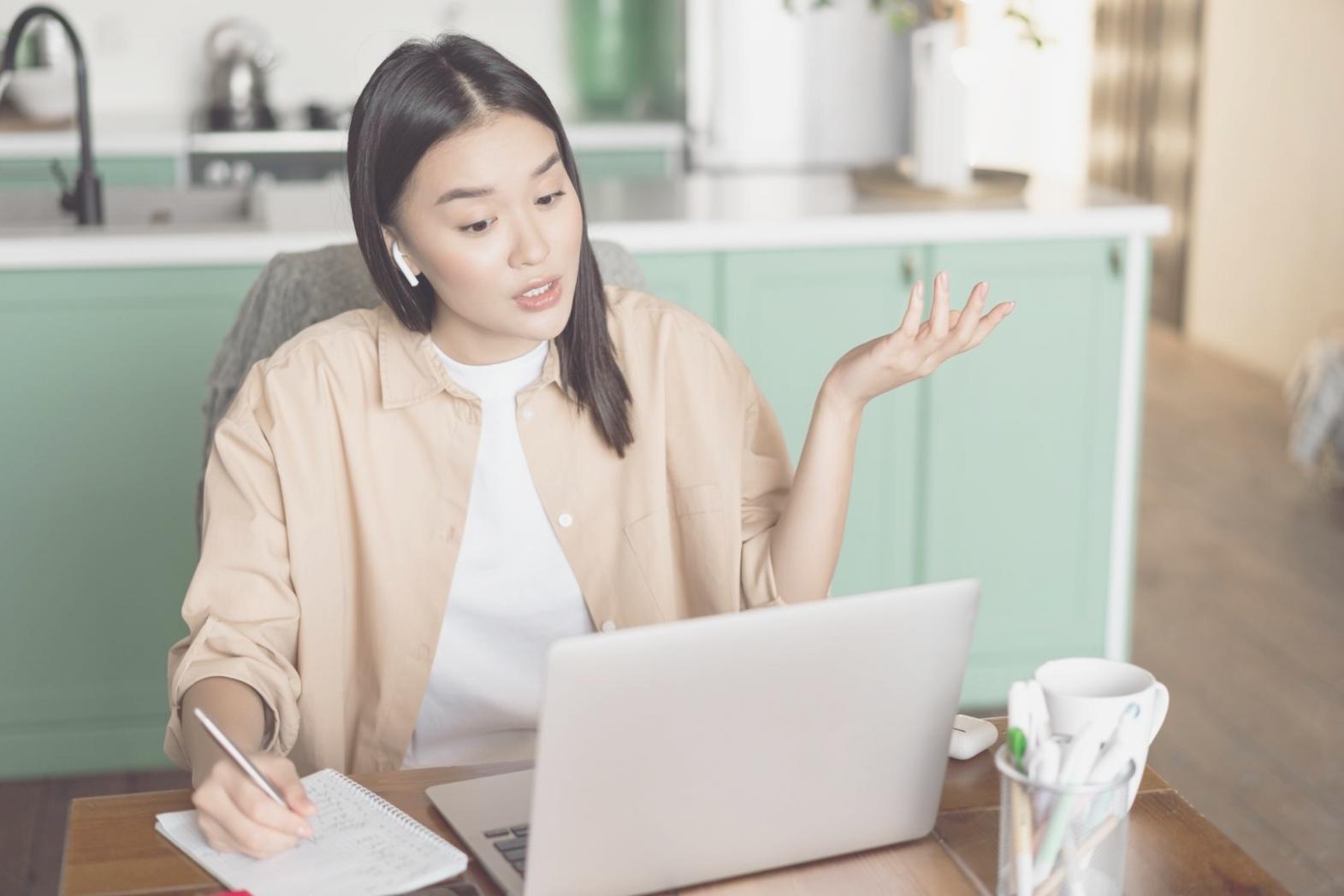 Praktische Budgetplanung in der Gruppe mit echten Geschäftszahlen